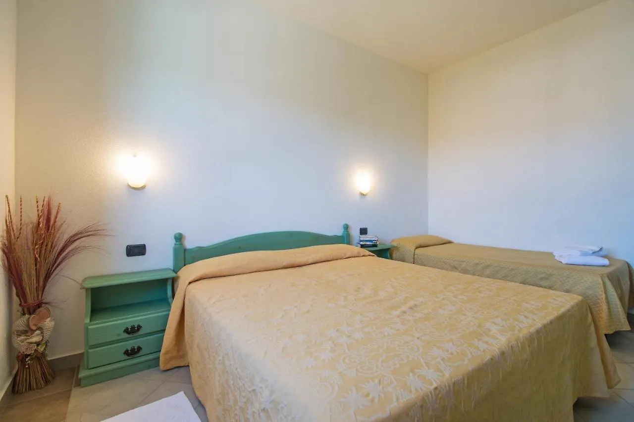 فندق Residenza Gli Ontani أروسييْ 3*,  إيطاليا